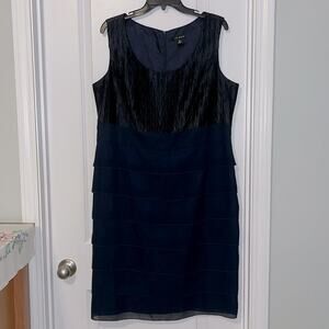 Le Bos Sleeveless Midnight Blue Formal Dress